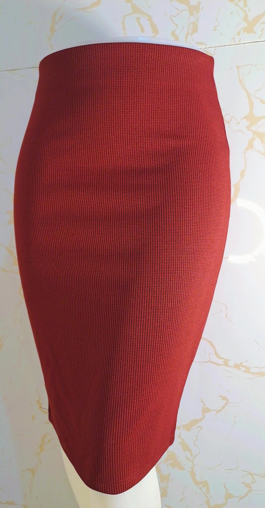 دامن زرشکی