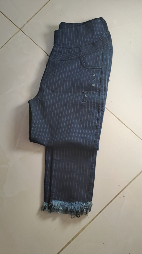 شلوارکشی زنانه ودخترانه سرمه ای کمرکش اسپرت راه راه