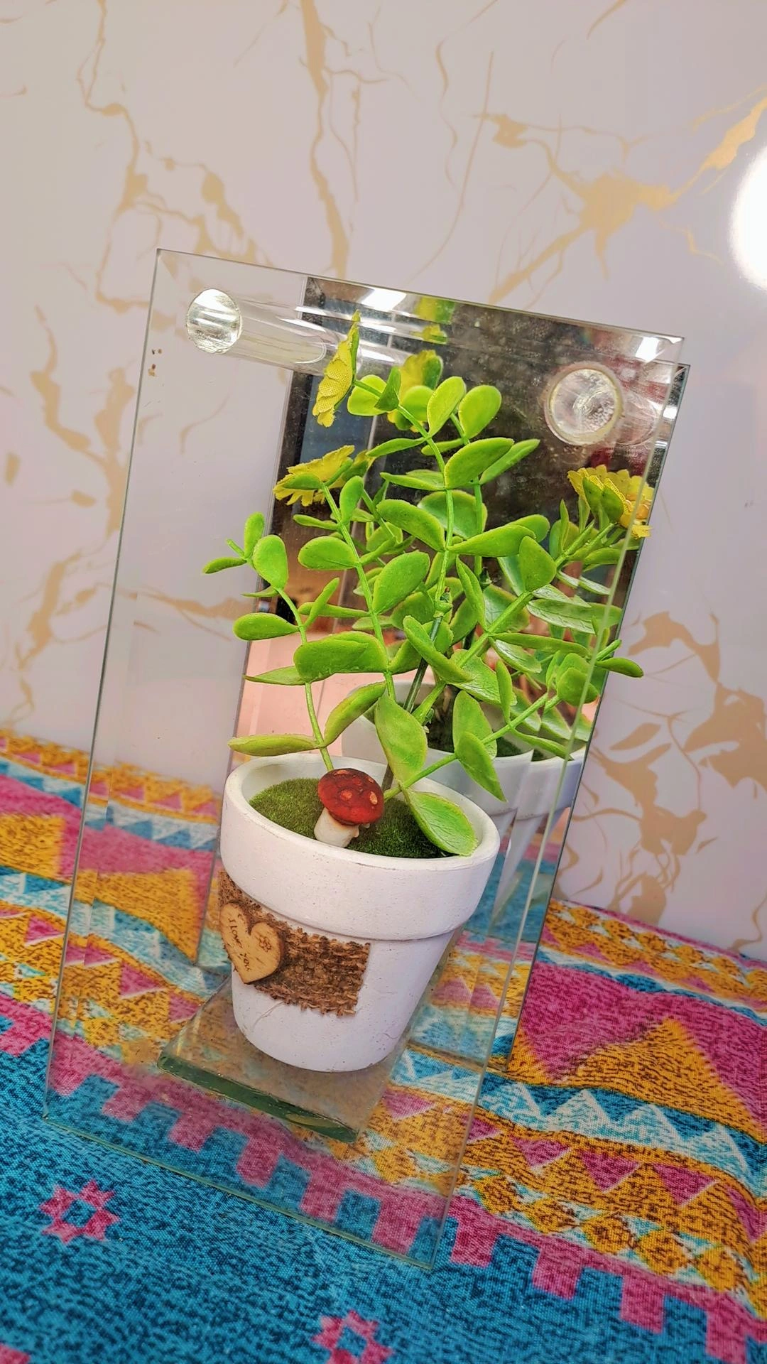 دکوری اینه ای گل زرد و قارچ قائل شستشو رنگ ثابت