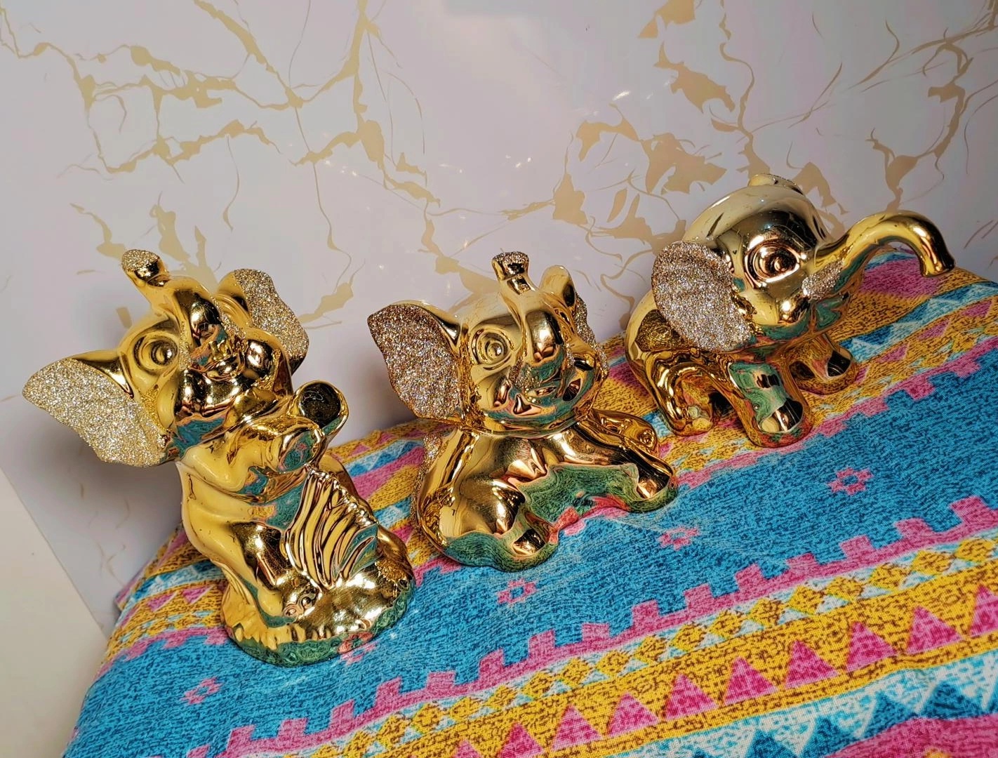 مجسمه فیل سرامیکی طلایی اکلیلی نقش برجسته براق اینه ای رنگ ثابت